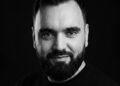 Vedran Obradović, founder of Vizura Studio®, in a black-and-white portrait